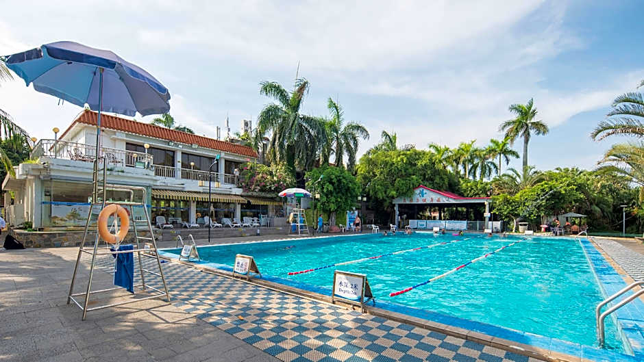 IU Hotel Zhanjiang Haibin Park Seaview Corridor