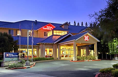 Hilton Garden Inn Sonoma County Airport