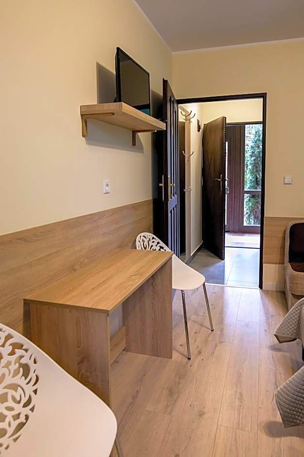 Eko Hotel Na Wierzynka & Park Pinokia