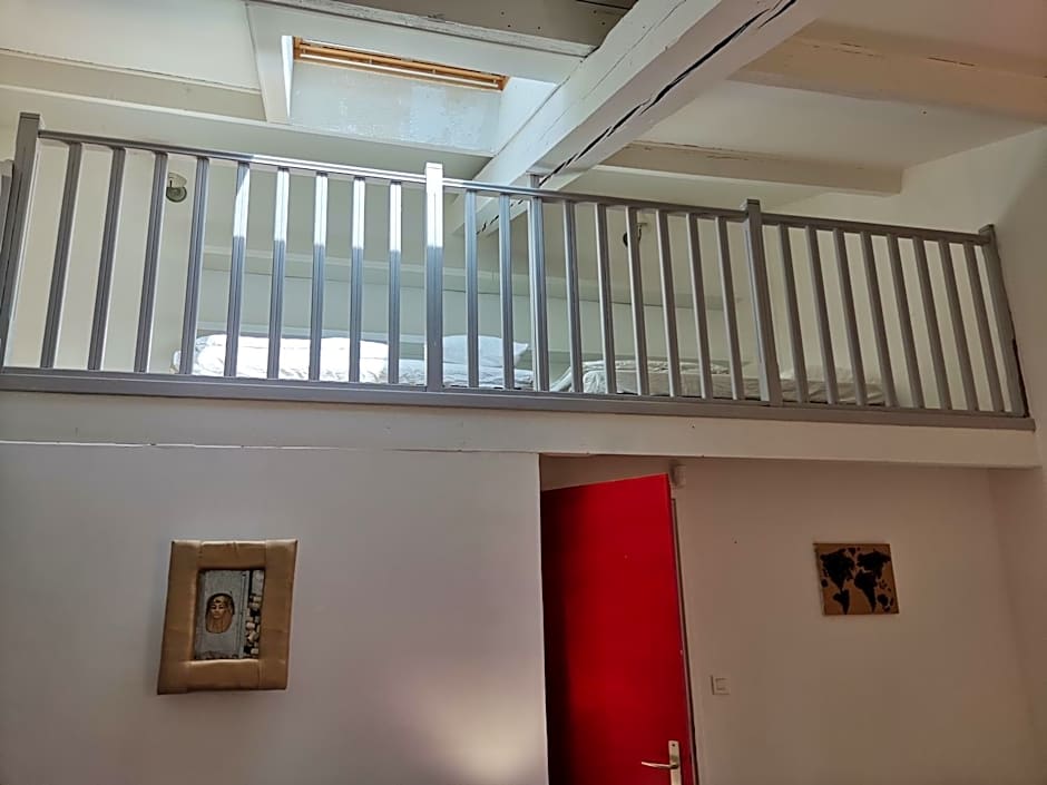 Cassis Hostel