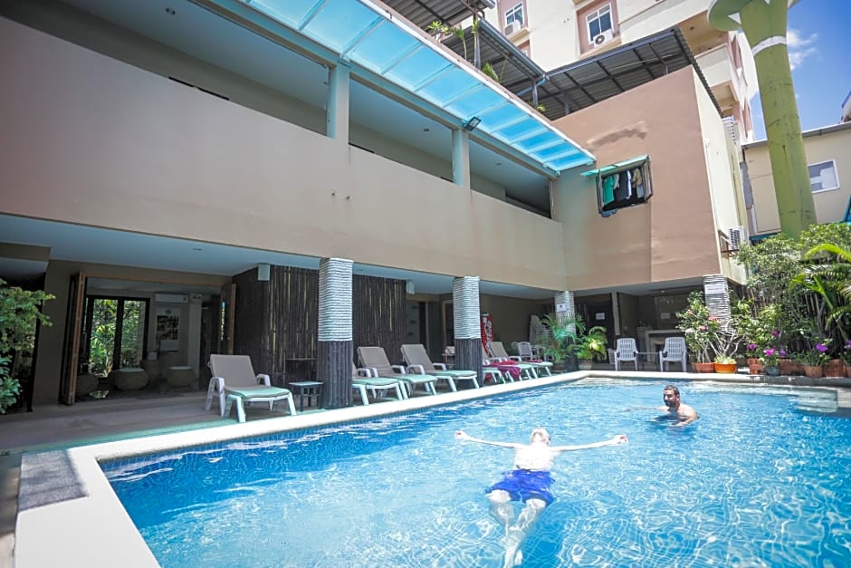 Hua Hin White Sand Hotel