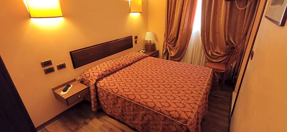 Photo 1 of 1 of Small Double Room