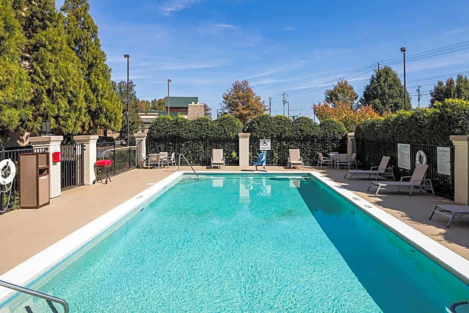 Holiday Inn Express Atlanta-Kennesaw By IHG