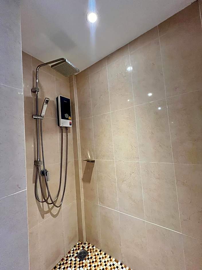 Yotaka Bangkok Hotel