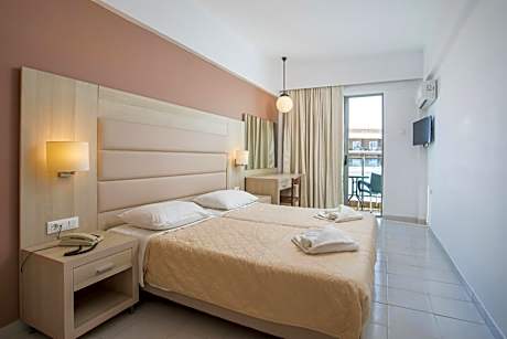 Twin Room with Side Sea View