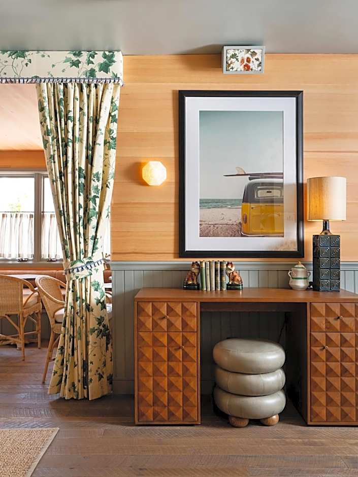 Le Petit Pali at 8th Ave