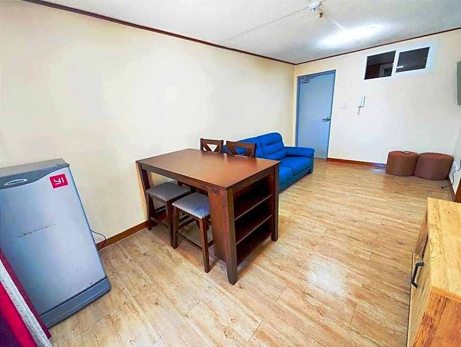 Zenmist Properties- 2 Bedroom Deluxe