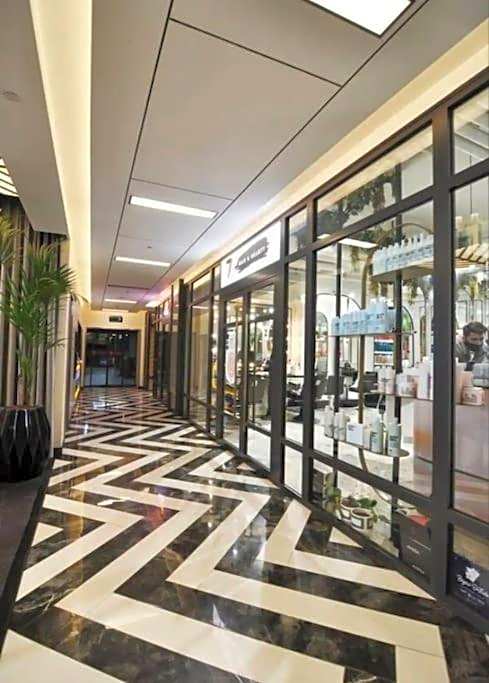 Live lavishly balcony 30 plus floor