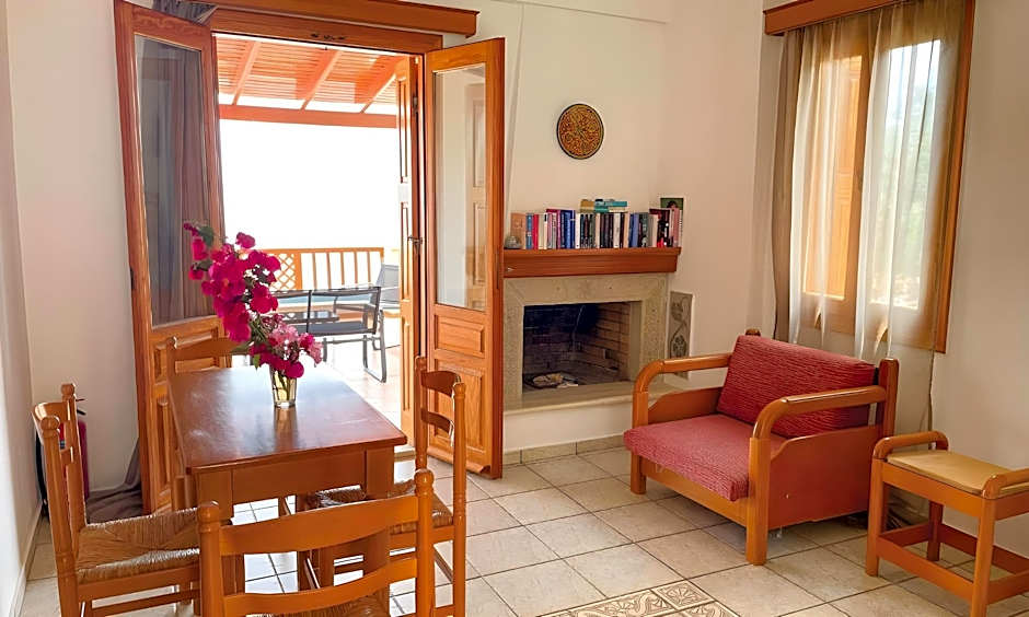 Nereides Seaside Apartments