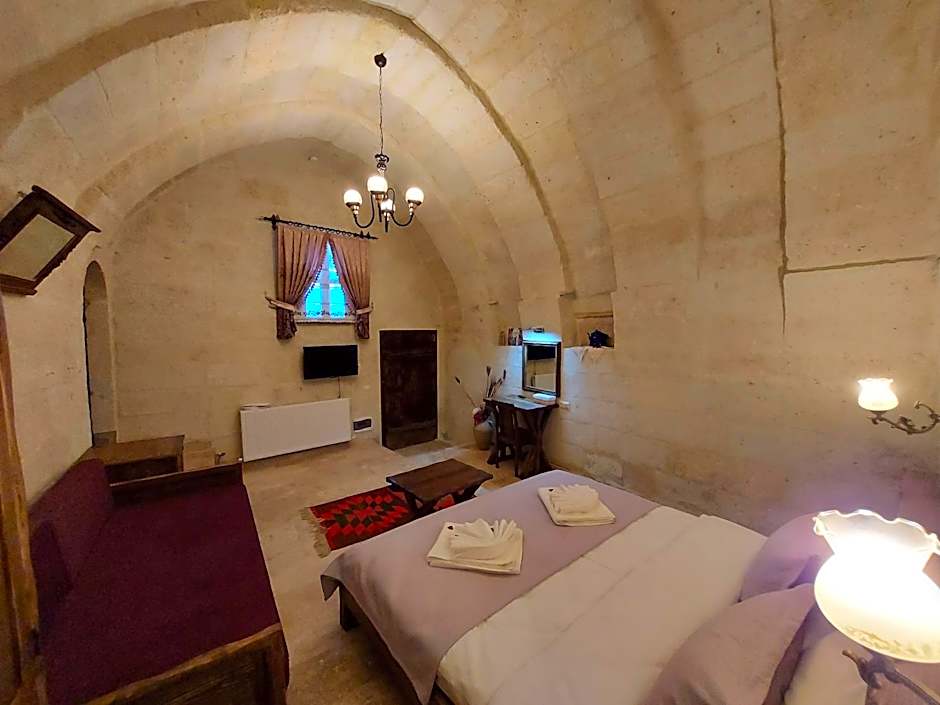ARMEsos Cave Hotel