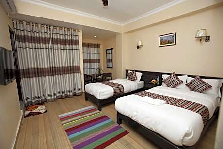 Deluxe Double Room with Balcony