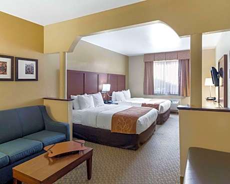 Suite with Two Queen Beds - Accessible/Non-Smoking