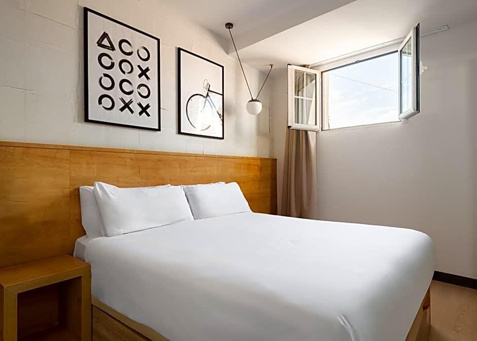 Limehome Madrid Calle de la Madera - Digital Access