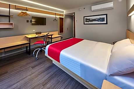 Queen Room