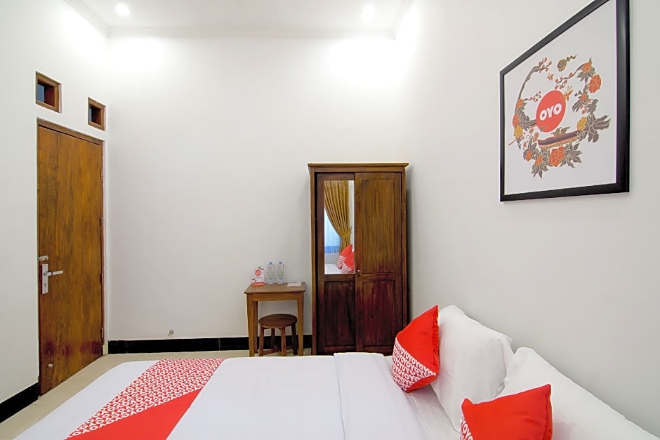 OYO 931 Dara Dewi Homestay