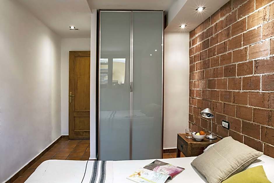 Ainb Las Ramblas-Guardia Apartments