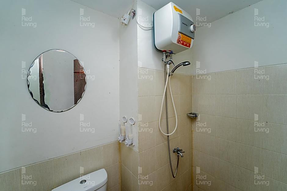 RedLiving Apartemen Easton Park Jatinangor - Rajes Room