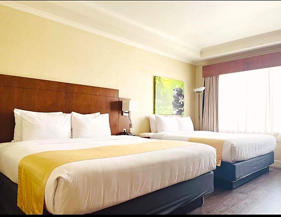 Hotel & Suites Le Dauphin Drummondville
