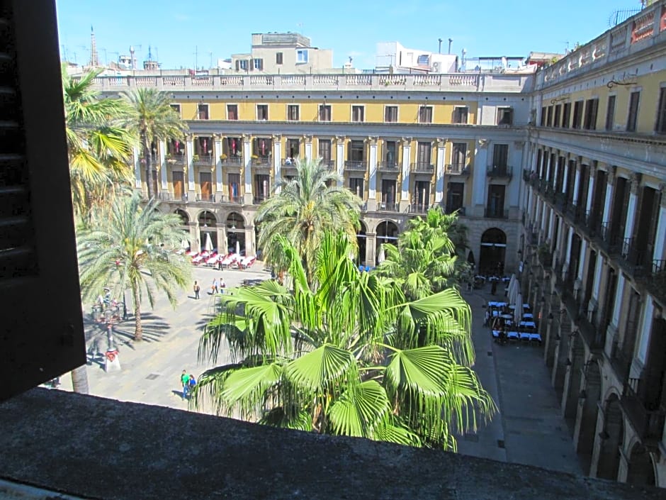 Kabul Party Hostel Barcelona