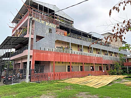 OYO 93414 Wisma Ratu Syariah Near SMP Negeri 2 Watang Pulu