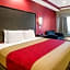 Econo Lodge Inn & Suites