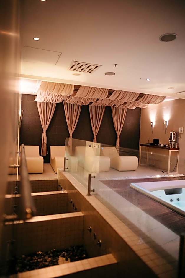Grand Hotel Yerevan - Small Luxury Hotels of the World