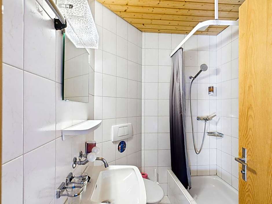 Hotel Wildbach Brienz - Self Check-in