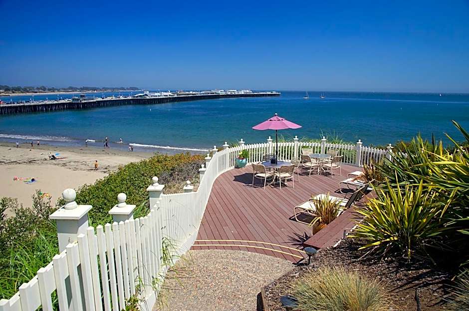Sea & Sand Inn