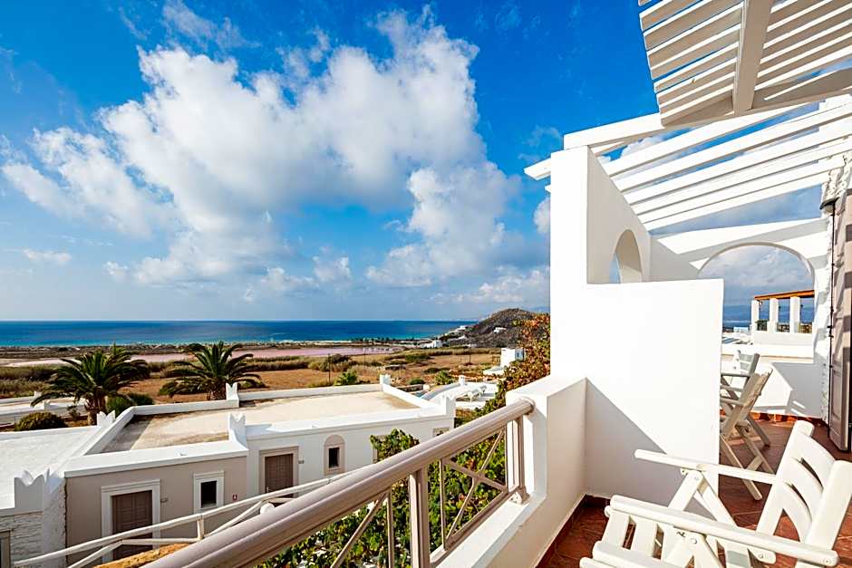 Kavuras Village Hotel & Suites