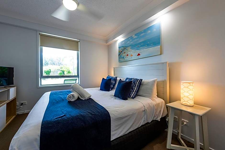 Pacific Marina Apartments