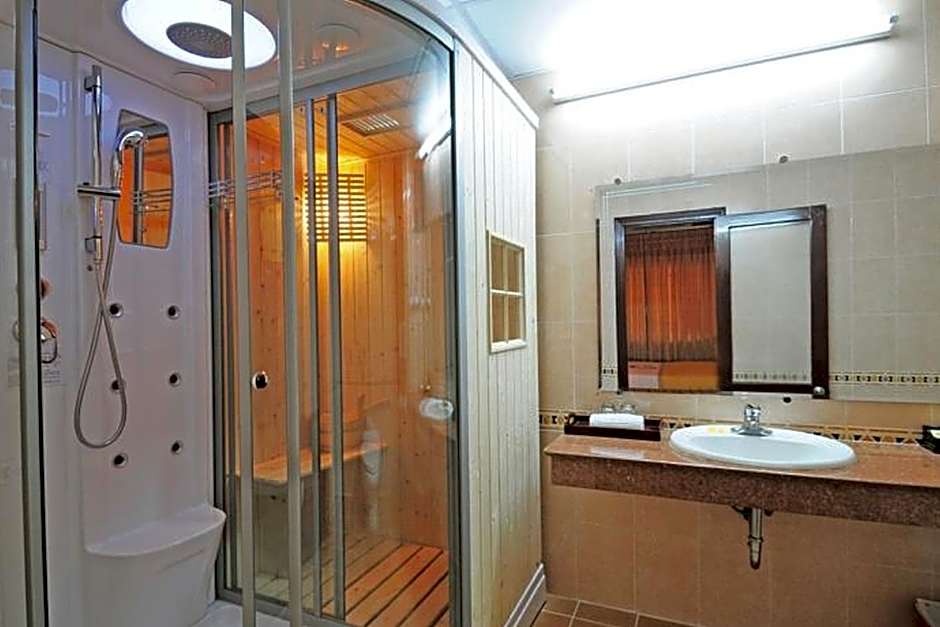 Duy Tan Hotel