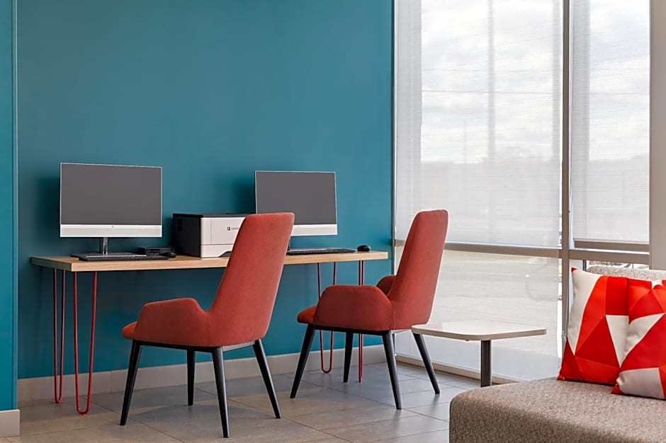 avid hotels - Toronto - Vaughan Southwest By IHG