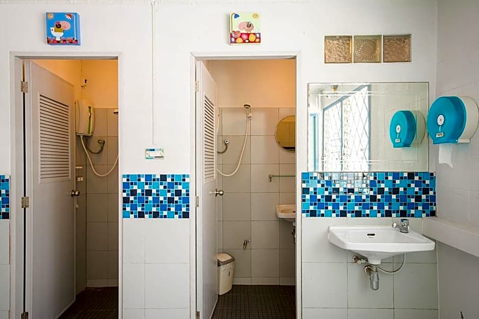 Sleep Sheep Phuket Hostel