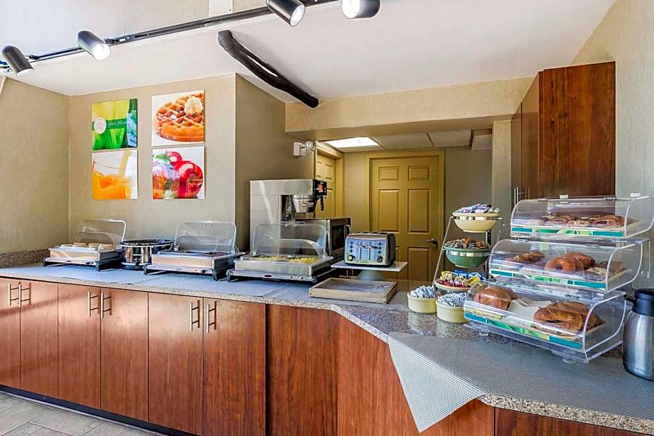 Quality Inn & Suites Sevierville - Pigeon Forge