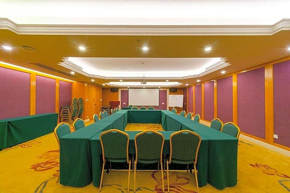 Vienna International Hotel Meizhou Spindle Bridge Branch