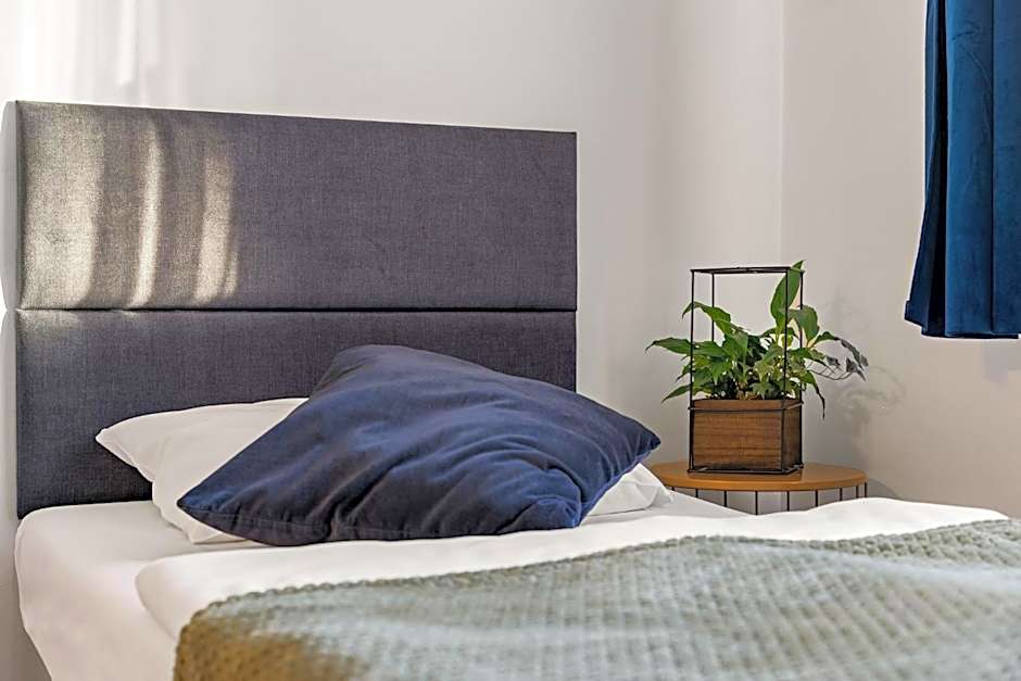 Akira Bed & Breakfast