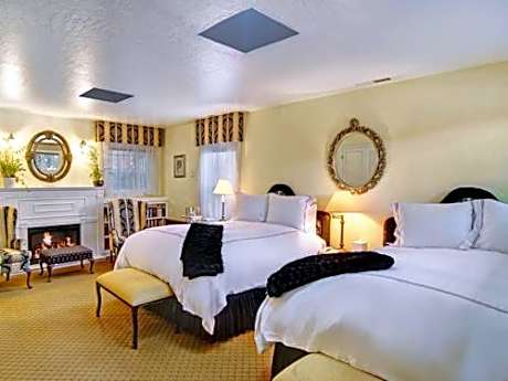 Queen Room with Two Queen Beds