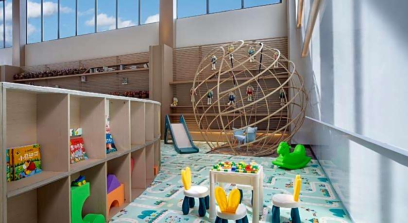 Holiday Inn Shanghai Dishui Lake By IHG