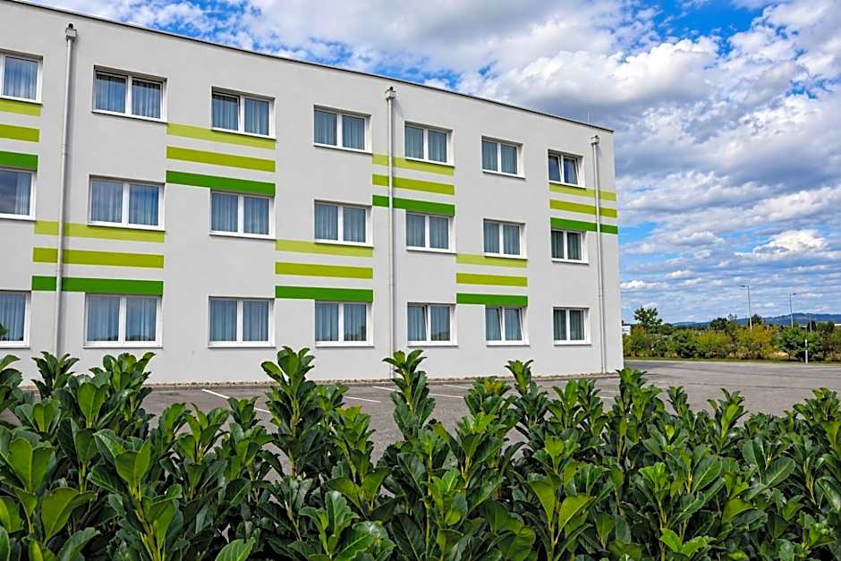 Hotel B3 GmbH