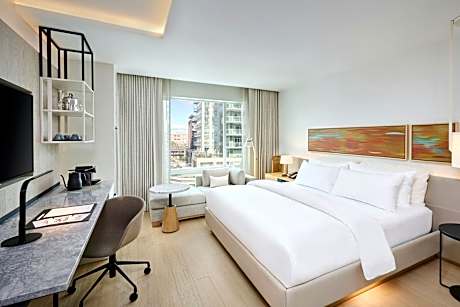 Large King Studio with Lake View