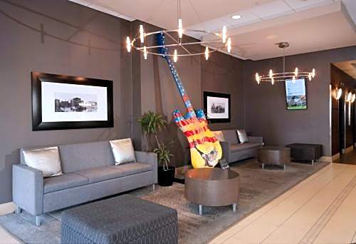 DoubleTree by Hilton Hotel Cleveland Downtown - Lakeside