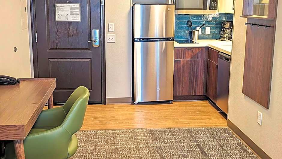 Staybridge Suites Bismarck By IHG