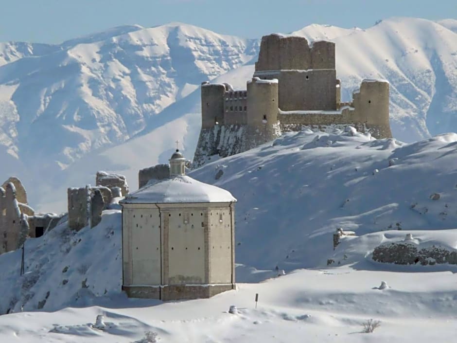 La Bifora e Le Lune Vico sotto gli archi 5