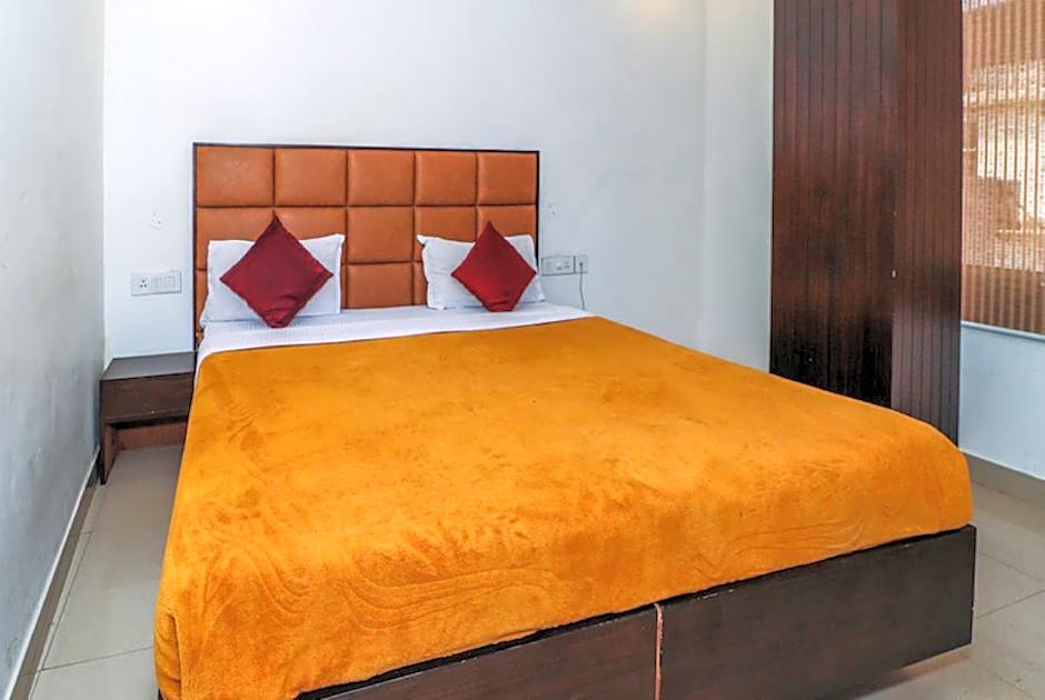 Goroomgo Motel Maurya Chandigarh