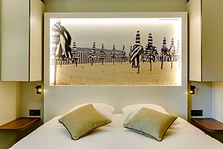 Brit Hotel Caen Nord - Mémorial