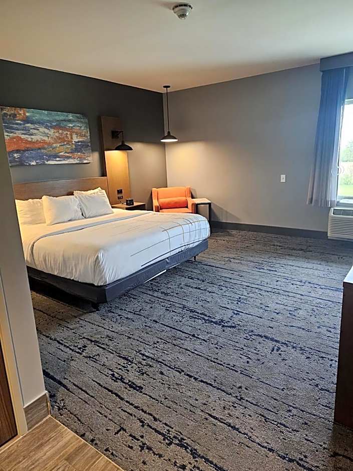 La Quinta Inn & Suites by Wyndham Bardstown