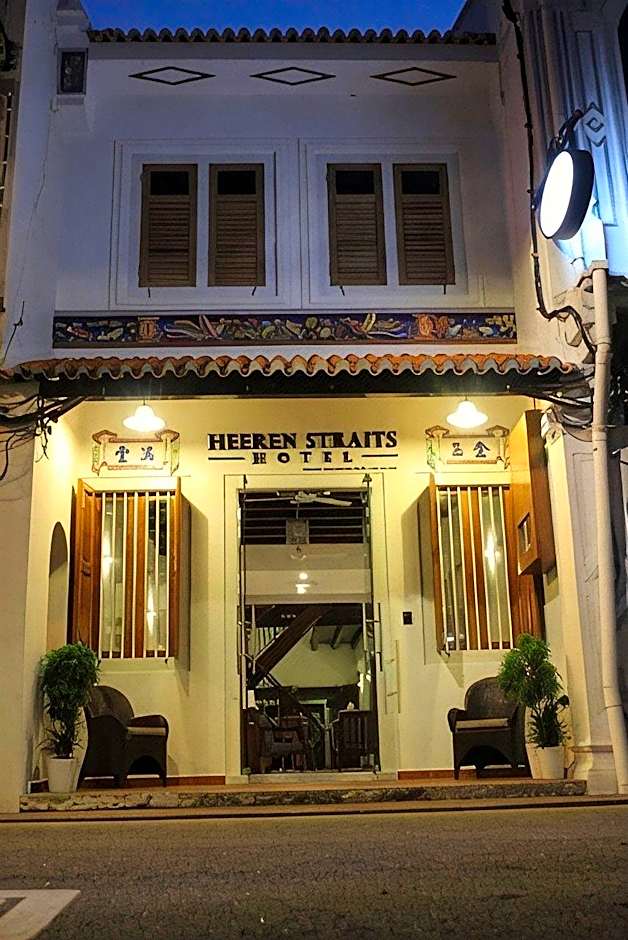 Heeren Straits Hotel