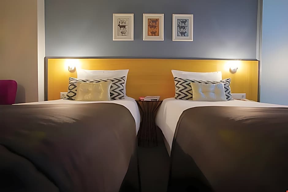 Istanbul Box Hotel
