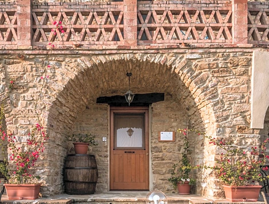 Casale storico nella campagna cilentana