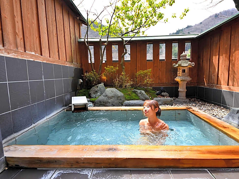 Shima Onsen Kashiwaya Ryokan
